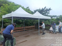 大型活動快速進撤場-鴻揚專業施工團隊現場帳篷構築作業