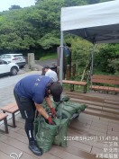 陽明山二子坪帳篷出租-施工團隊搬運並綁定專用加重防風沙包