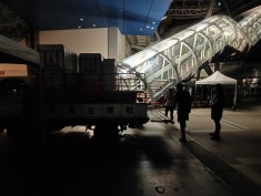 新竹心靈環保日夜間進場-鴻揚貨車備料